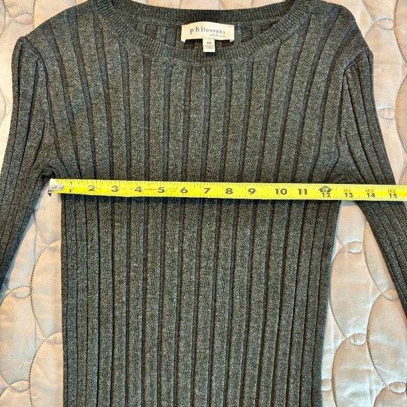Philosophy Ribbed Knit Dark Gray Sweater Wom… - Picture 7 of 10